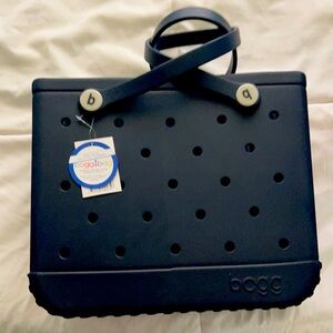 BNWT Bogg bag!